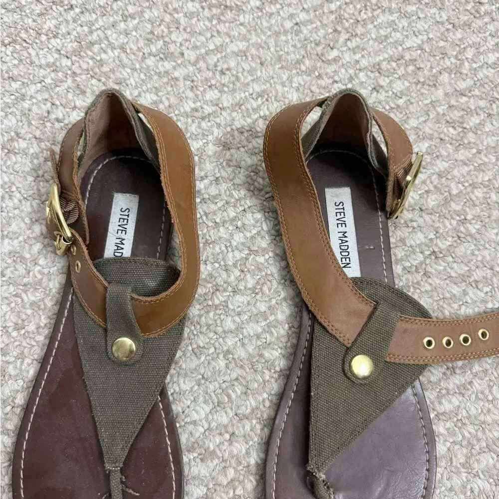 Steve Madden Green Multi Sandals with Gold Buckle size 9.5